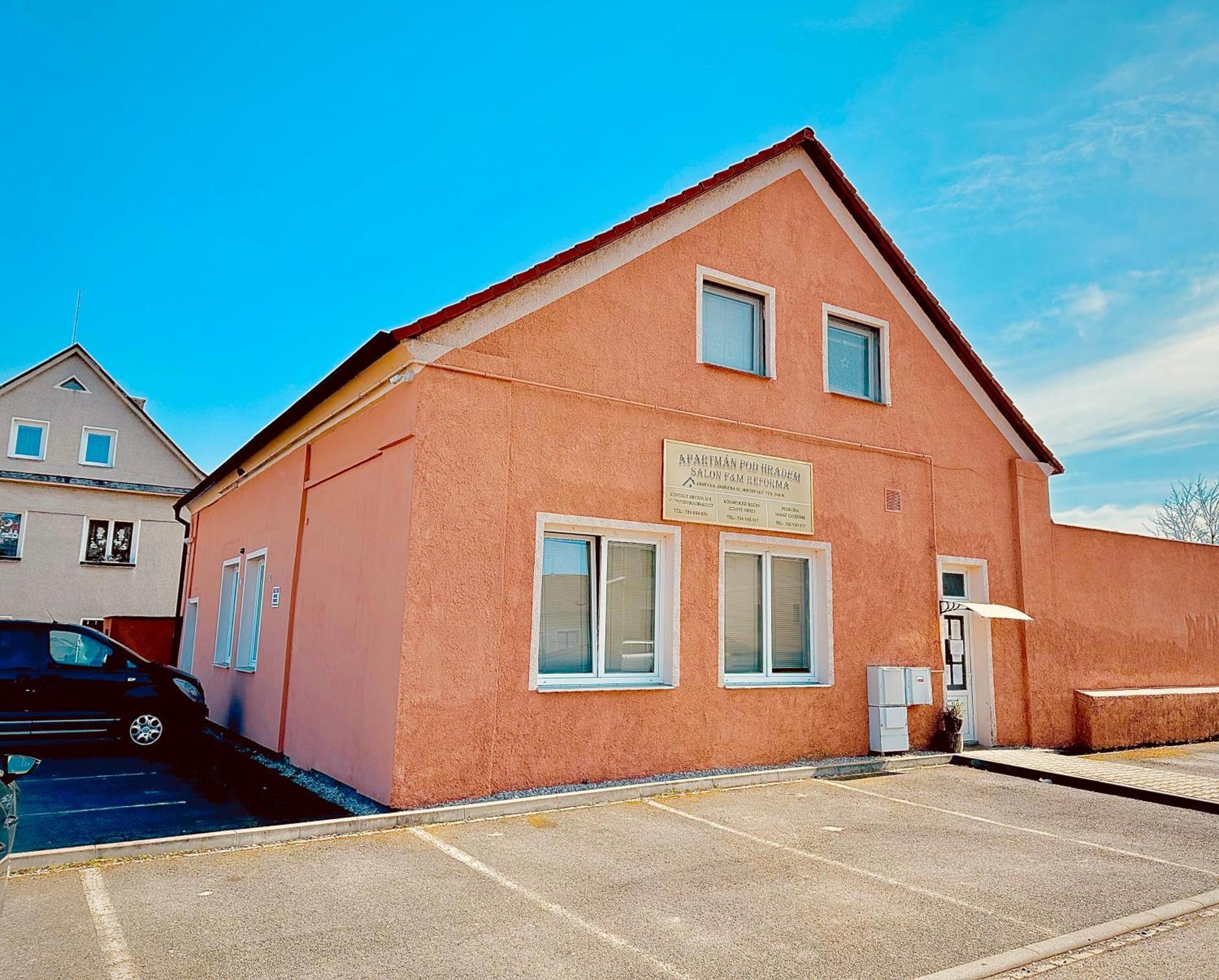 Apartman Pod Hradem Horšovský Týn Exterior foto