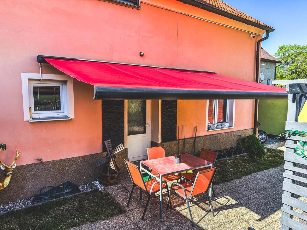 Apartman Pod Hradem Horšovský Týn Exterior foto